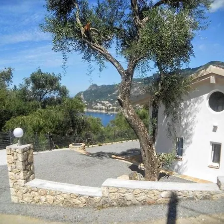Natur-steinhaus Mit Meerblick: Hell, Ruhig, Exklusiv, Strandnah Holiday home Liapades