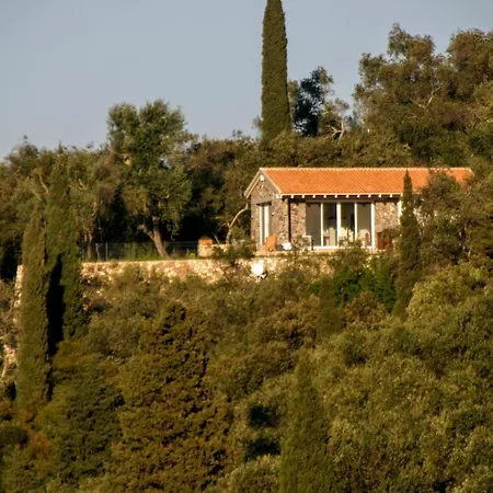 Holiday home Natur-steinhaus Mit Meerblick: Hell, Ruhig, Exklusiv, Strandnah Liapades